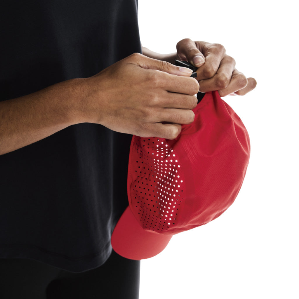 On Lightweight Cap - Red