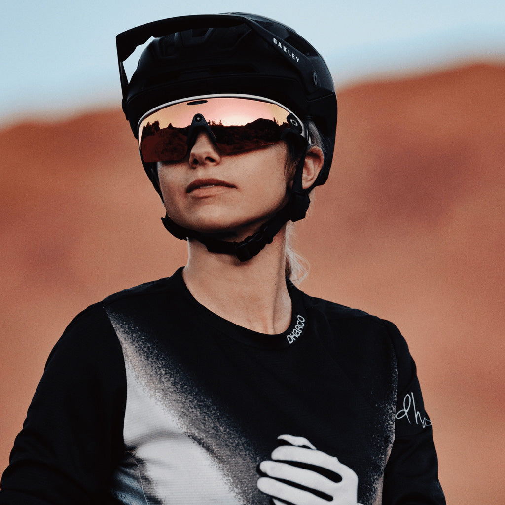 Oakley Meta Vanguard Prizm Rose Gold Lenses - White Frame
