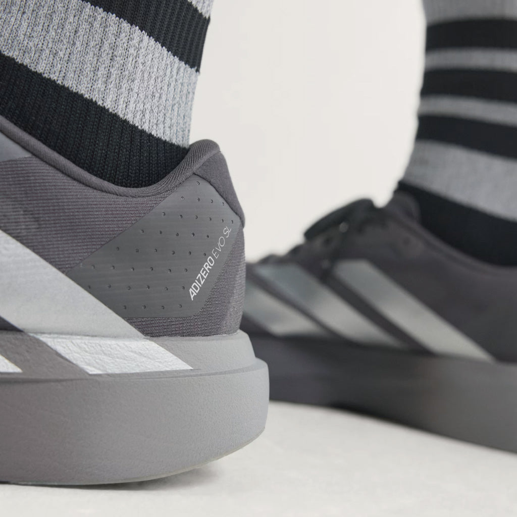 adidas ADIZERO EVO SL - Grey Strata / Silver Metallic (M)