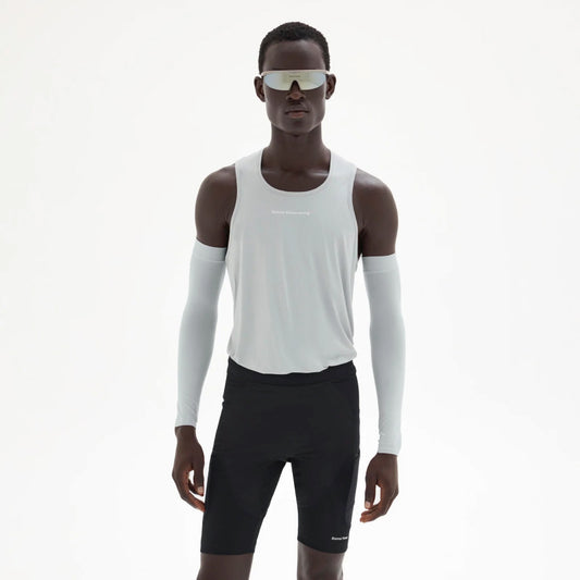 District Vision Ultralight Aloe Singlet - Granite (M)
