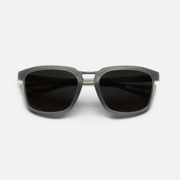 District Vision and wander Keita Summit Ti Gray D+ Water Gray