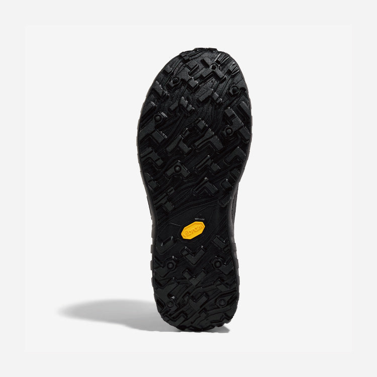 norda 001 - Stealth Black (M)