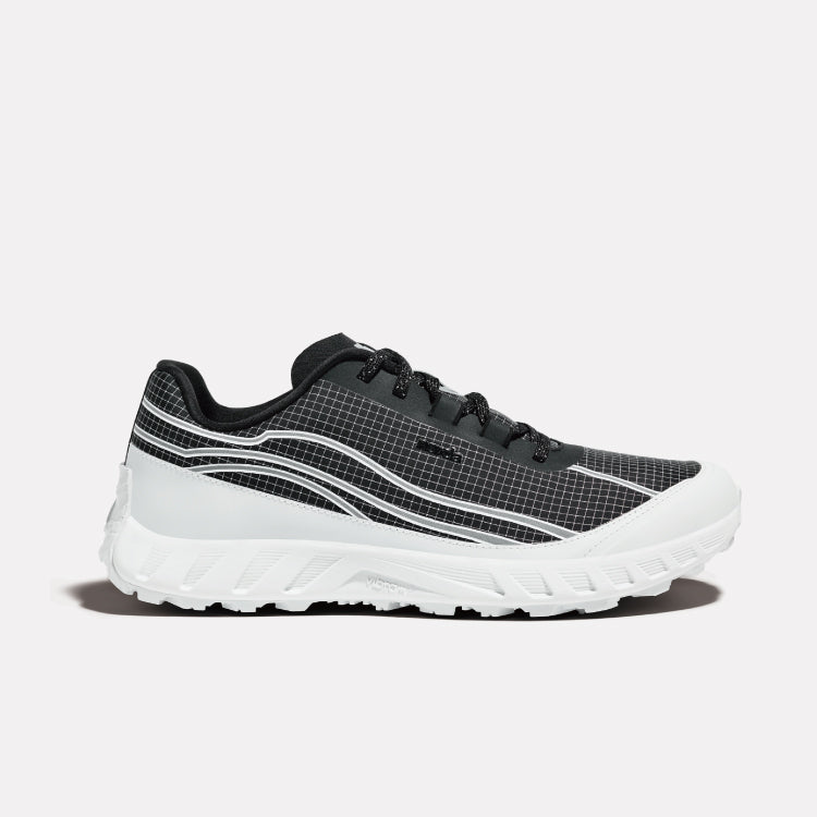 norda 002 - Summit Black (M)