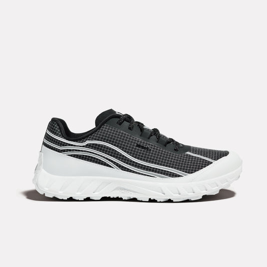 norda 002 - Summit Black (M)
