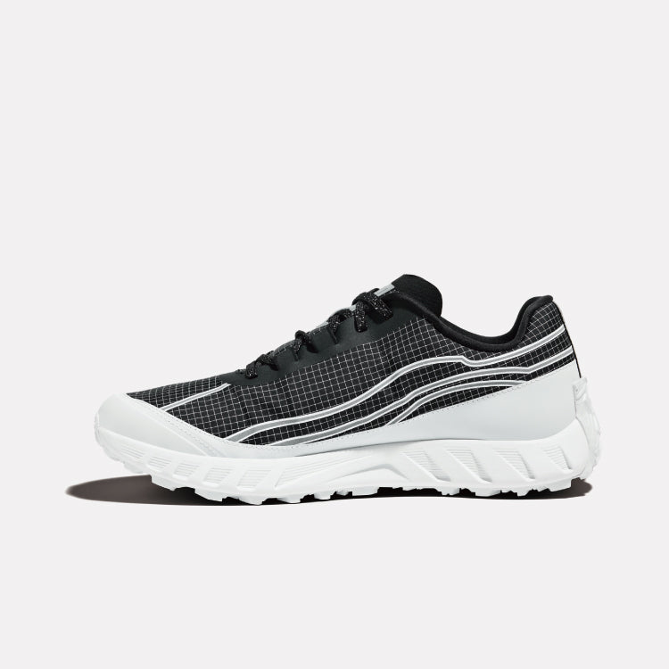 norda 002 - Summit Black (M)