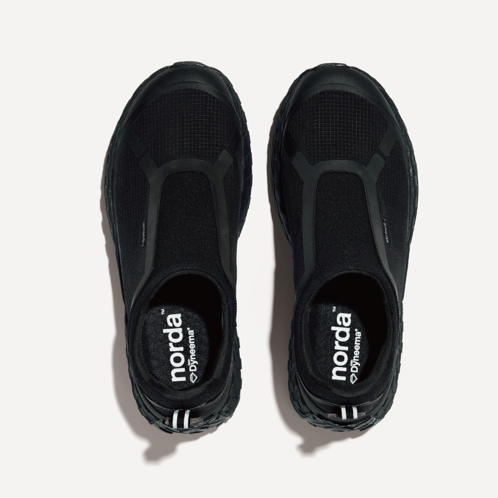 norda 003 - Pitch Black (W)