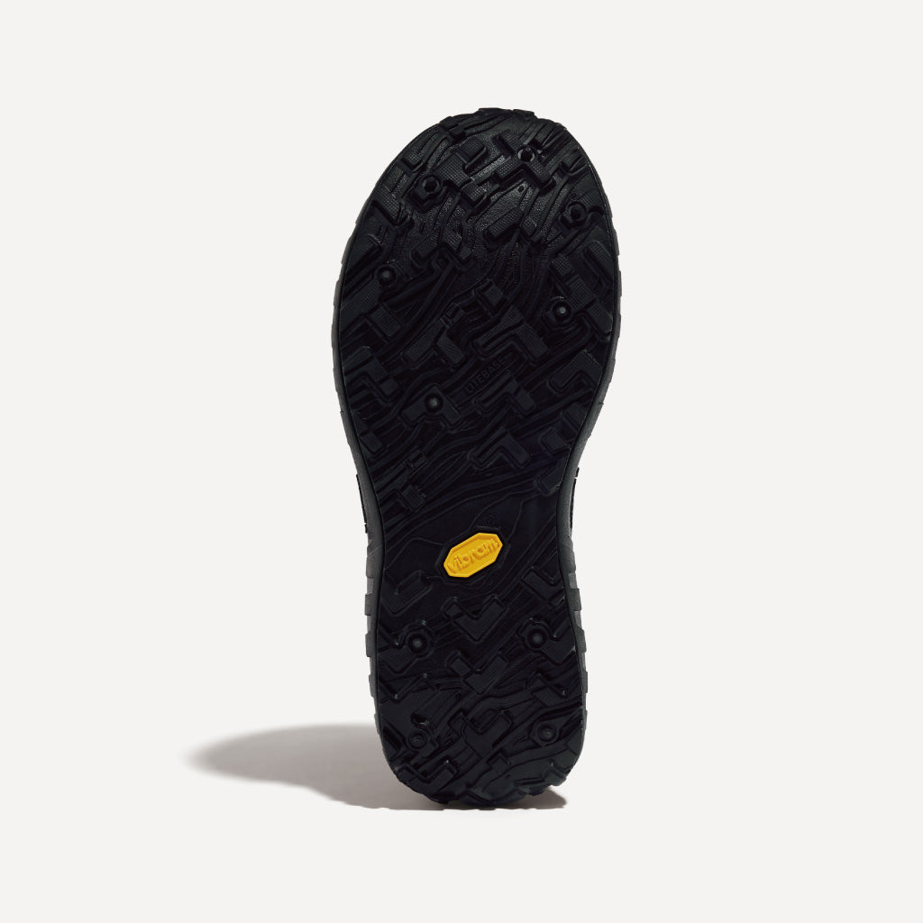 norda 003 - Pitch Black (W)