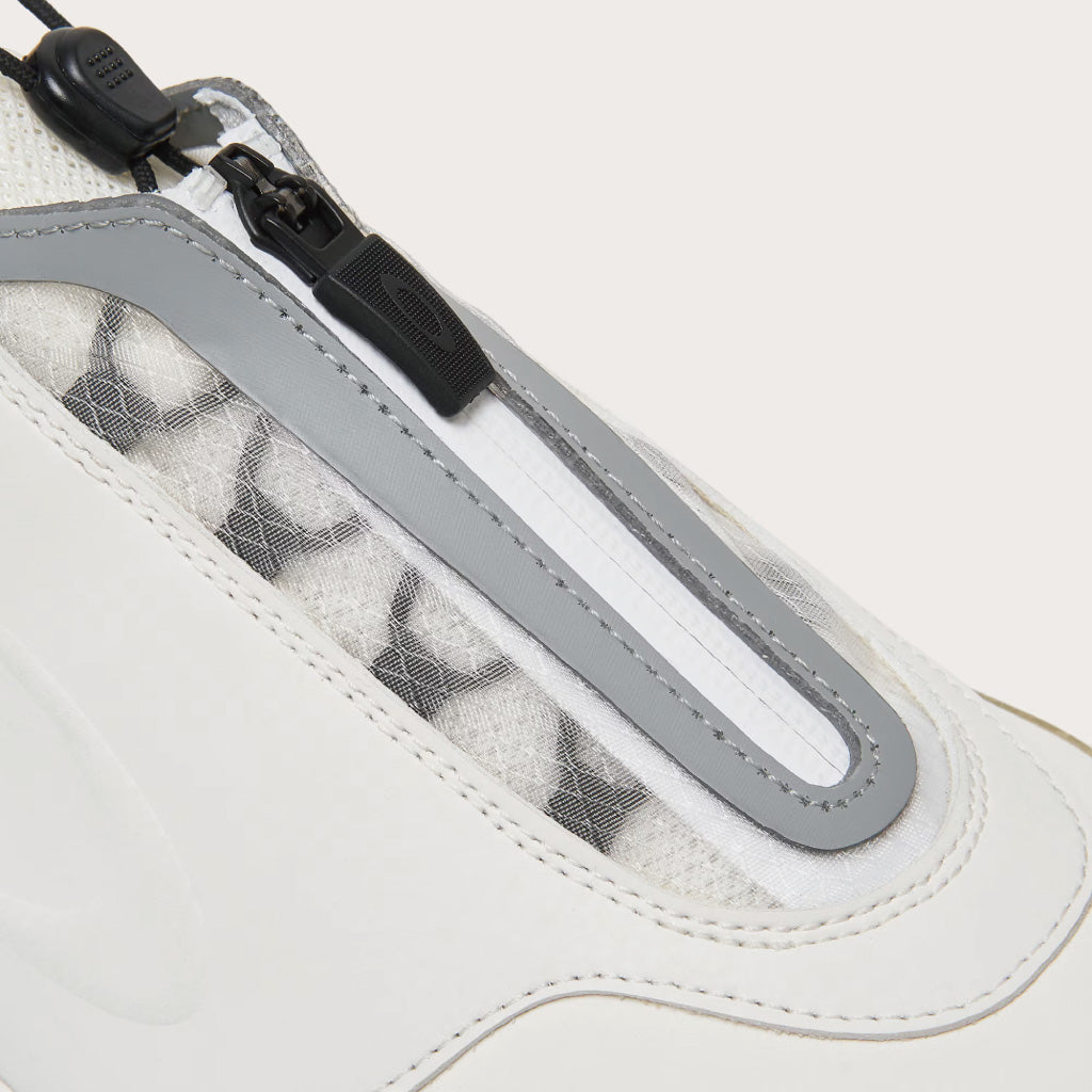 Oakley Edge Elite - White Grey