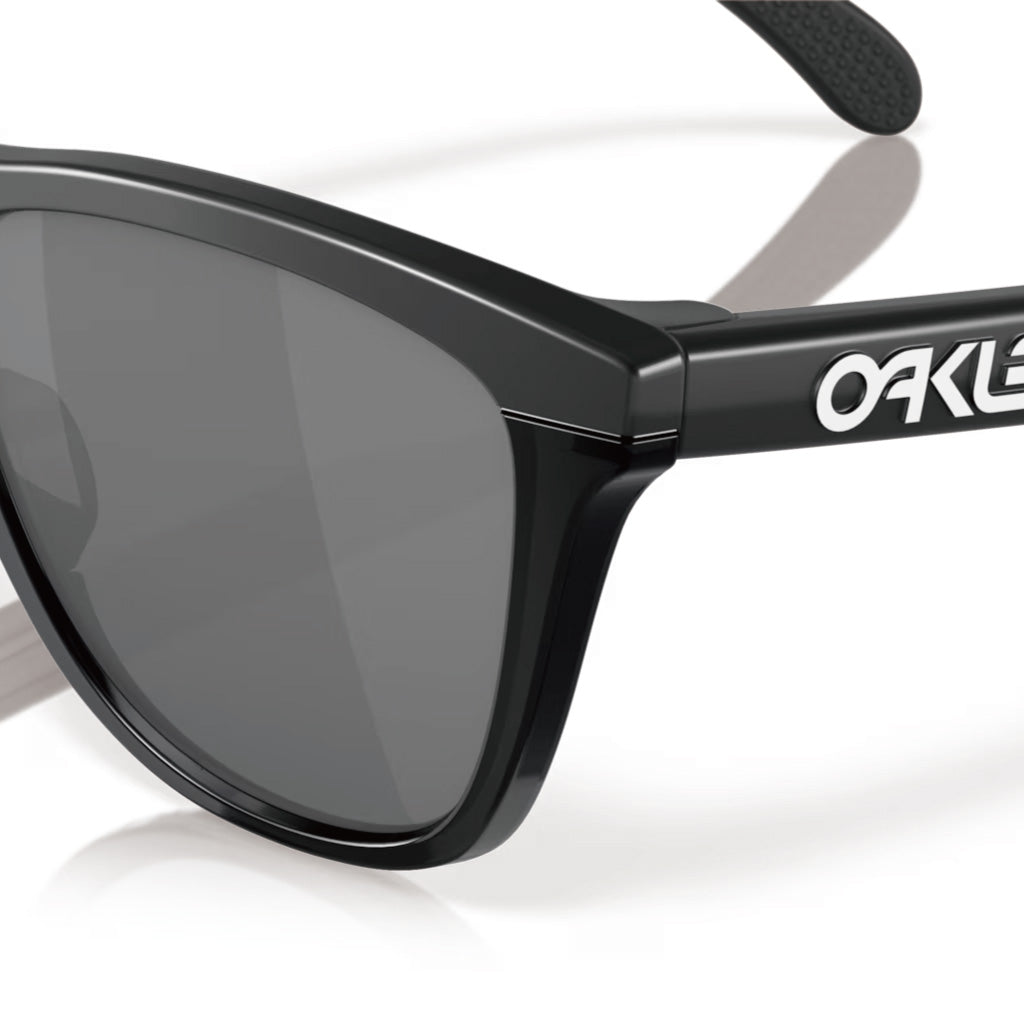 Oakley Frogskins™ Range (Low Bridge Fit) Prizm Black Lenses - Matte Black