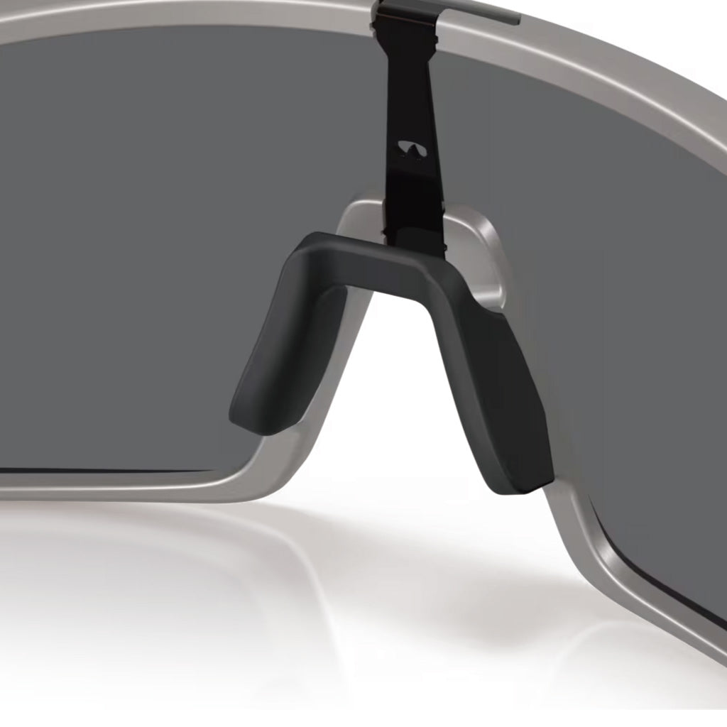 Oakley Sutro (Low Bridge Fit) Alloy Collection
