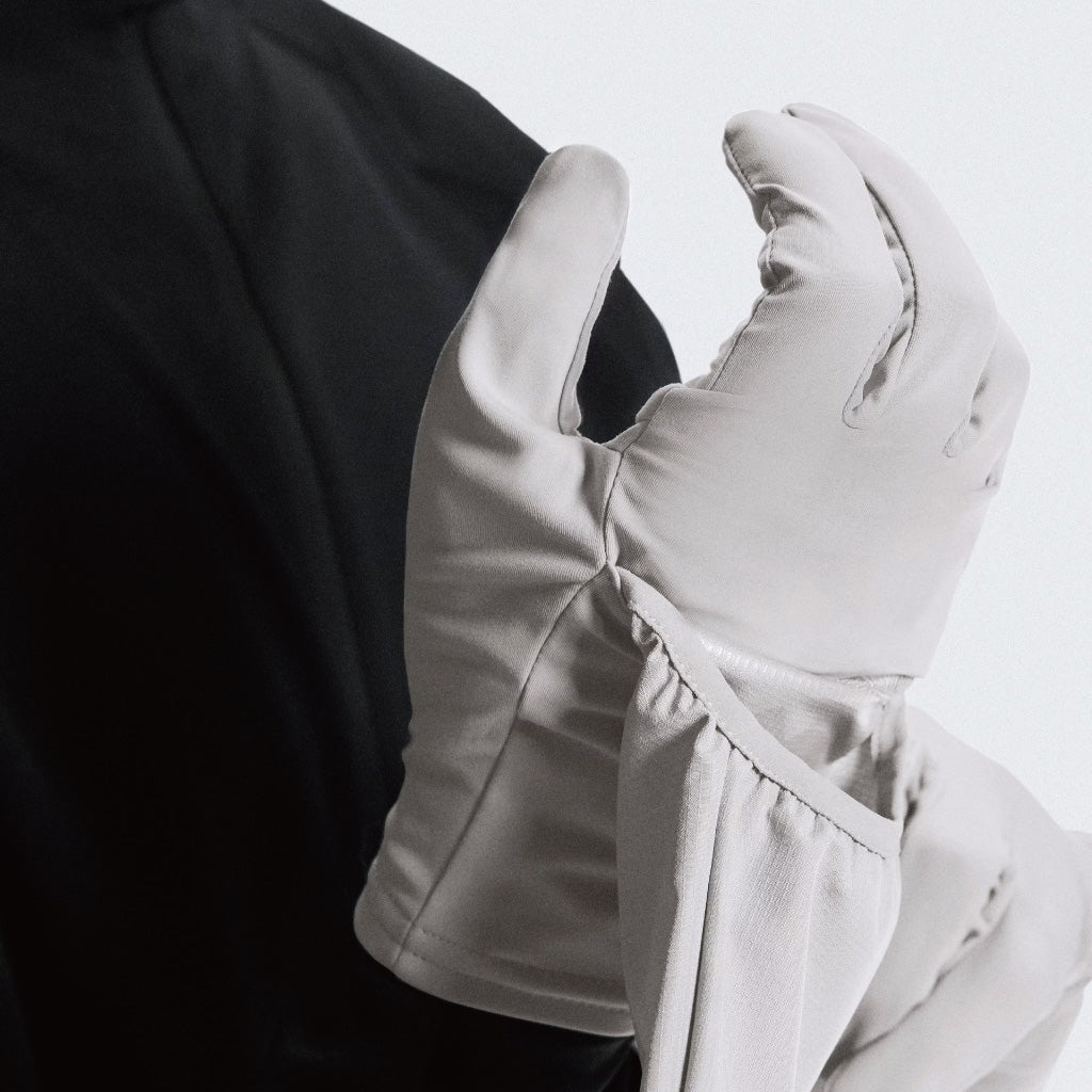 On Core Glove - Alloy