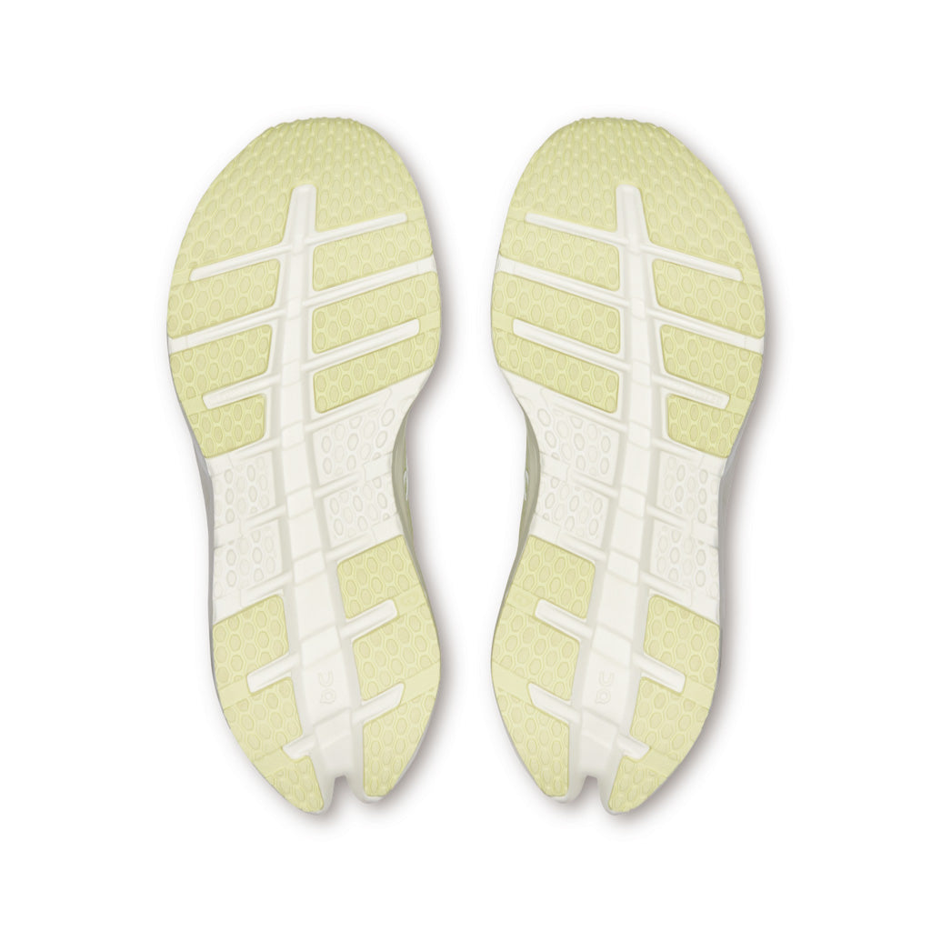 On Cloudrunner 3 - Seedling / Ivory (W)