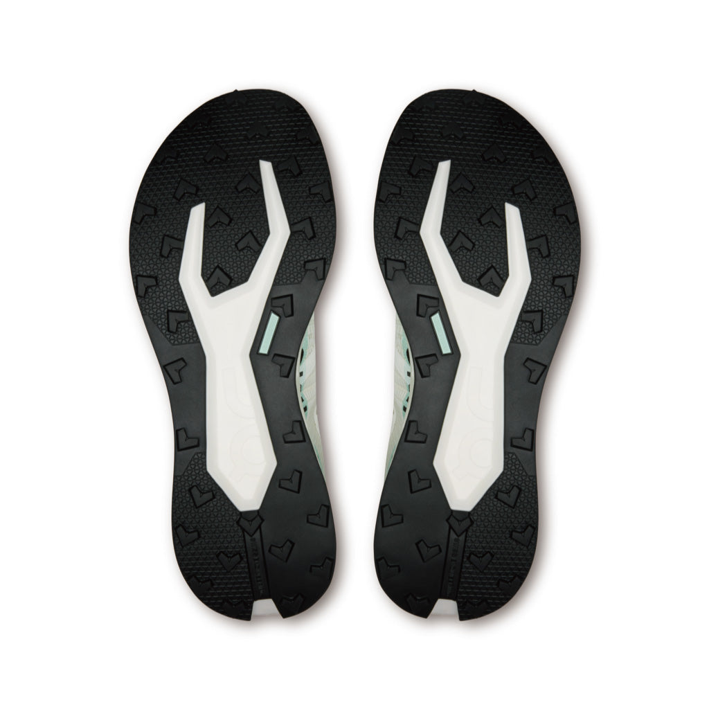 On Cloudultra Pro - Ivory / Celeste (M)