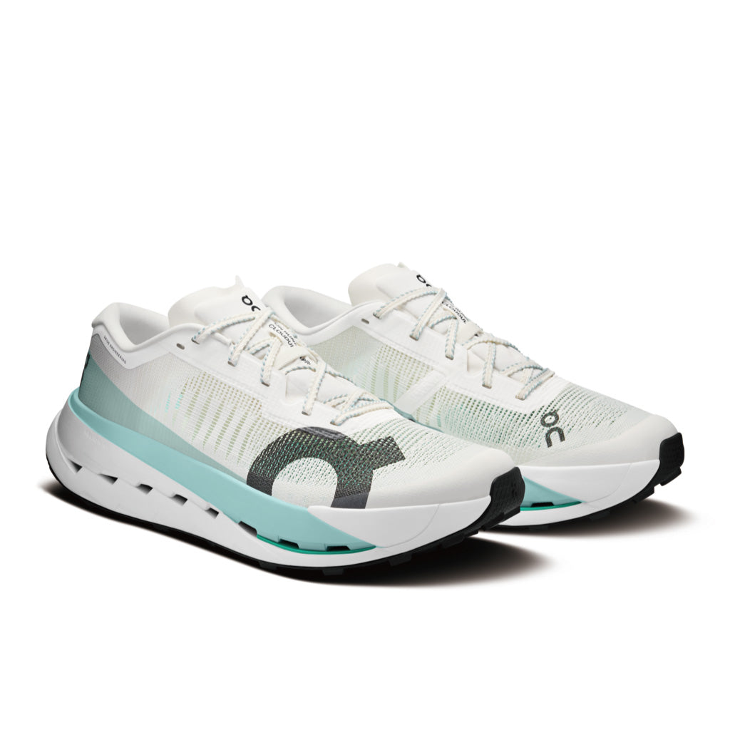 On Cloudultra Pro - Ivory / Celeste (M)
