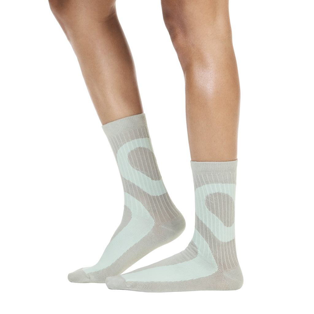 On Liquid Logo Sock High 2P - Ivory / Tin