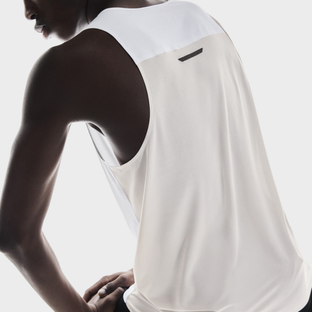 On Performance Tank - White / Silver (M)