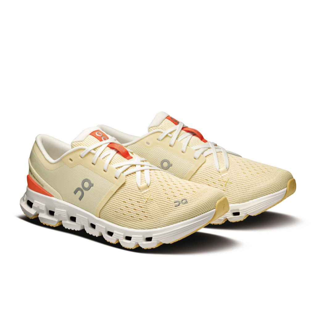 On Cloud X 4 - Castor / Flame (W)