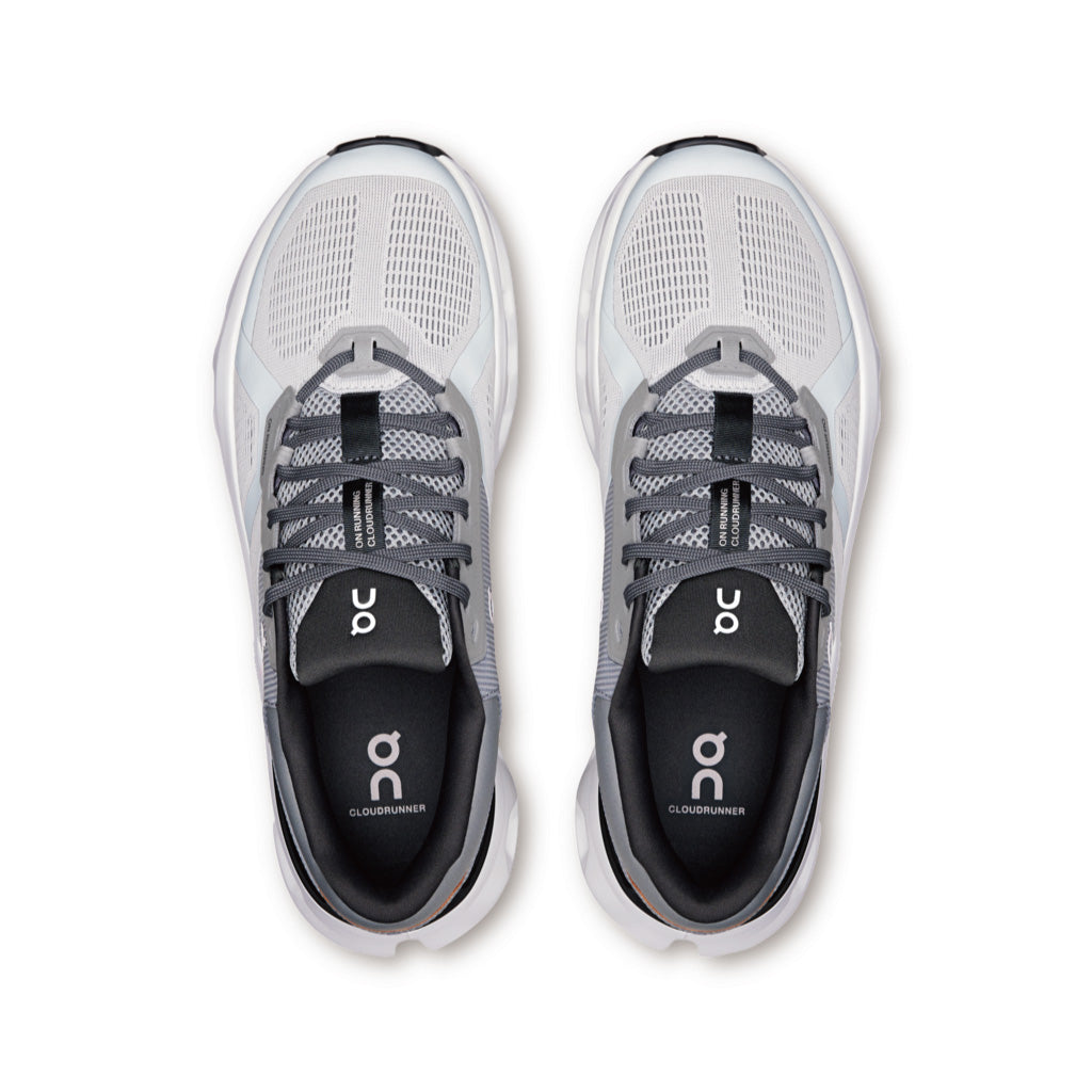 On Cloudrunner 2 - Wolf / Ivory (M)