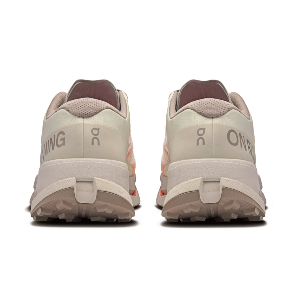 On Cloudultra 3 - Cinder / Pearl (M)
