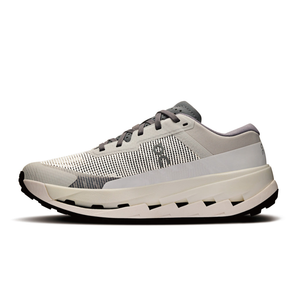On Cloudultra 3 - Rock / White (W)