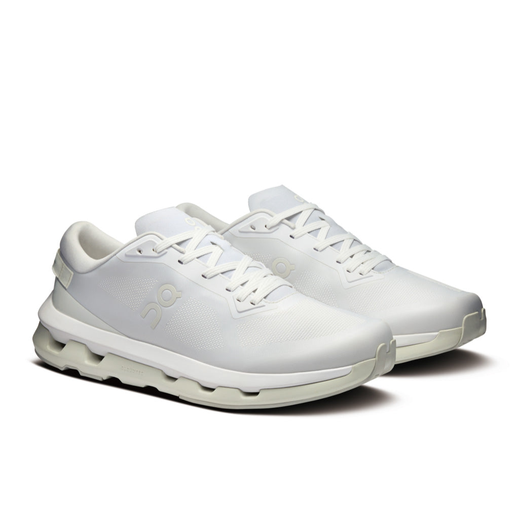 On Cloudzone - White / White (M)