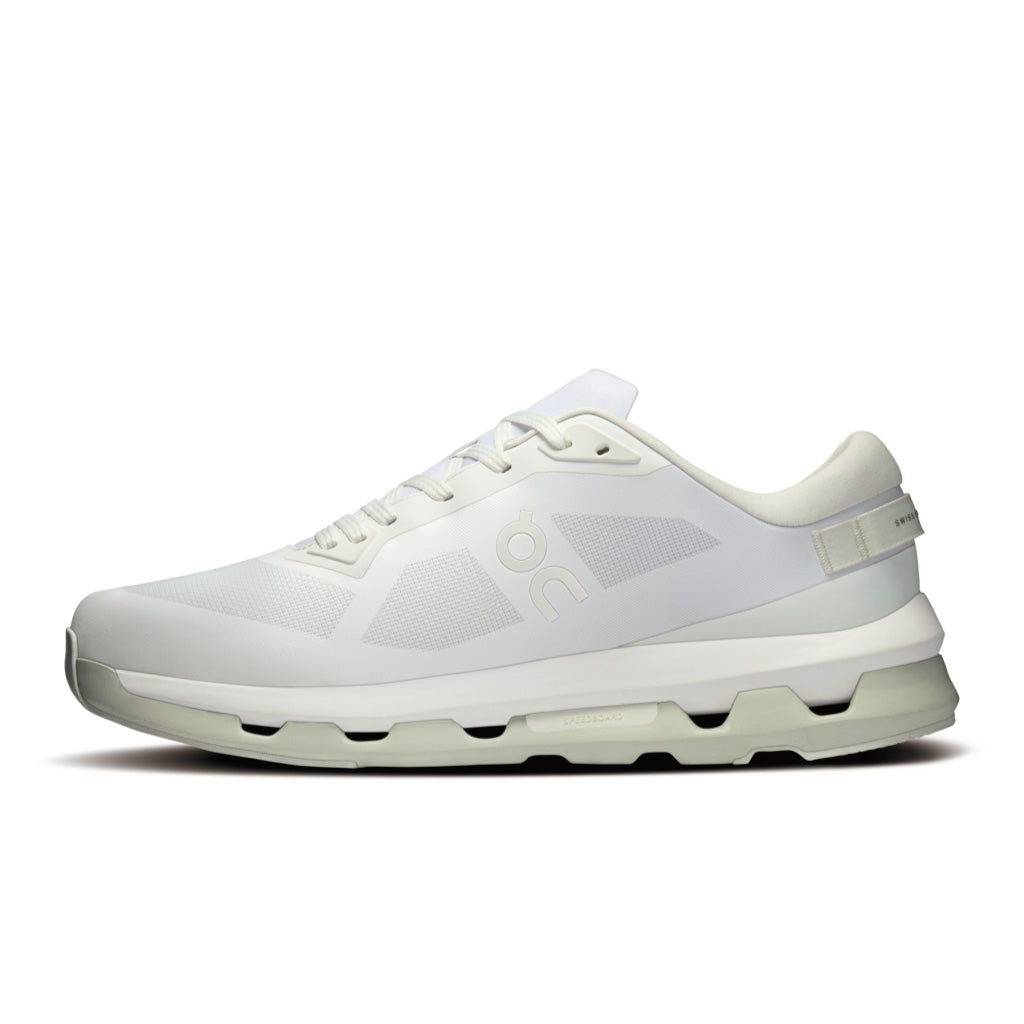 On Cloudzone - White / White (M)