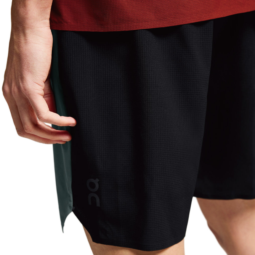 On Lightweight Shorts - Lead / Black (M)