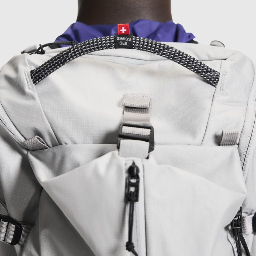 On Speed Pack 30L - Glacier / Black