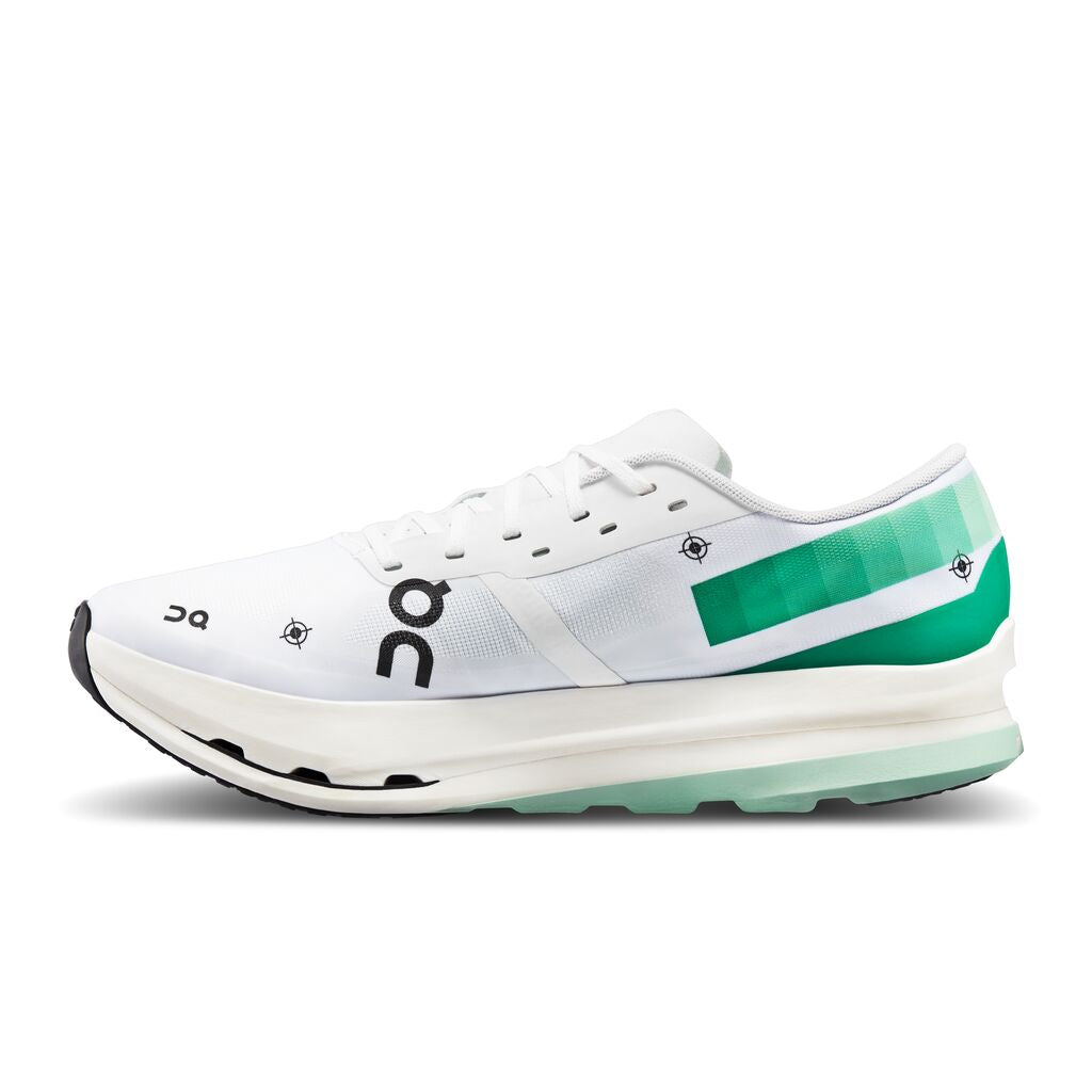 On Cloudboom Echo 3 - Undyed White / Mint (W)