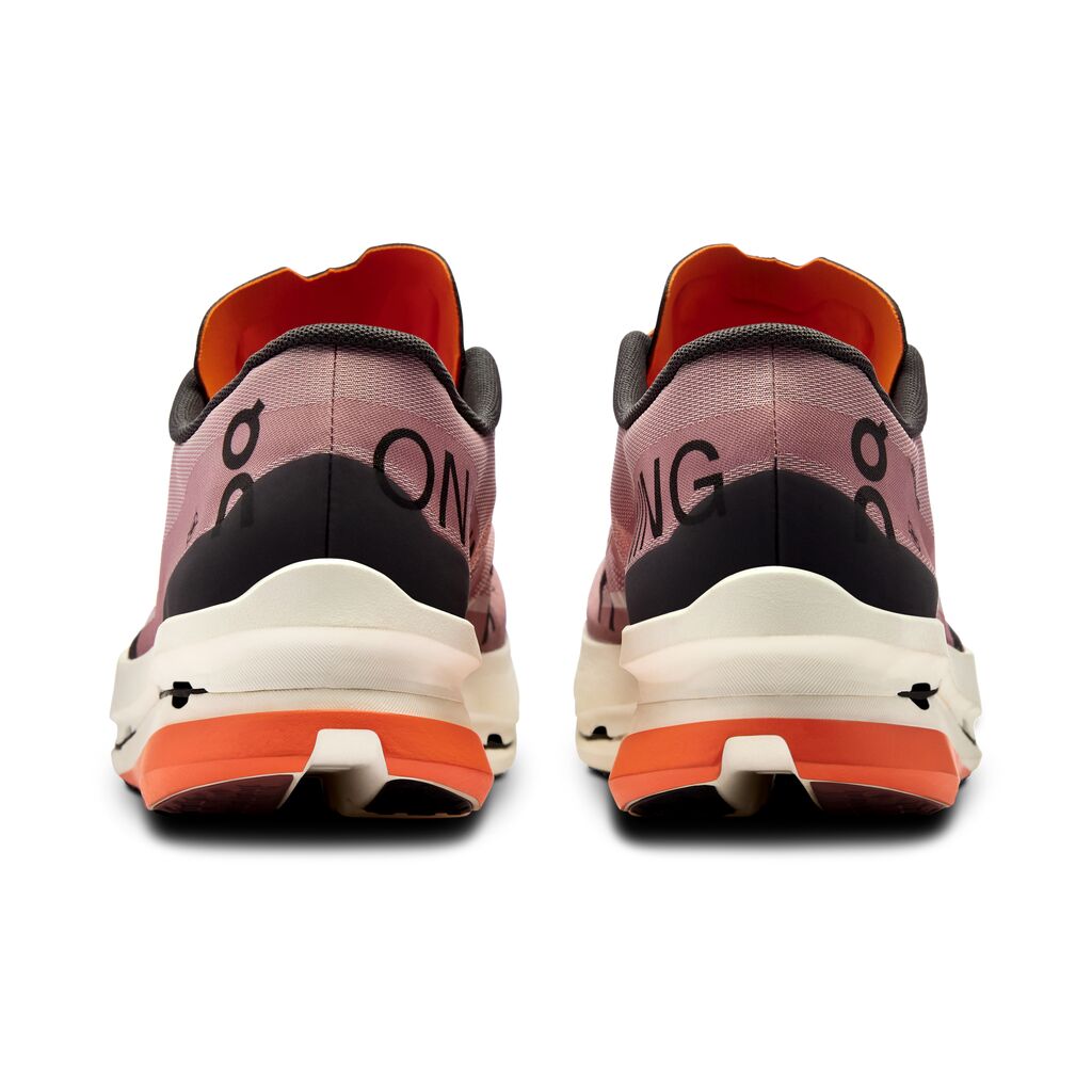 On Cloudboom Echo 3 - Dustrose / Eclipse (M)